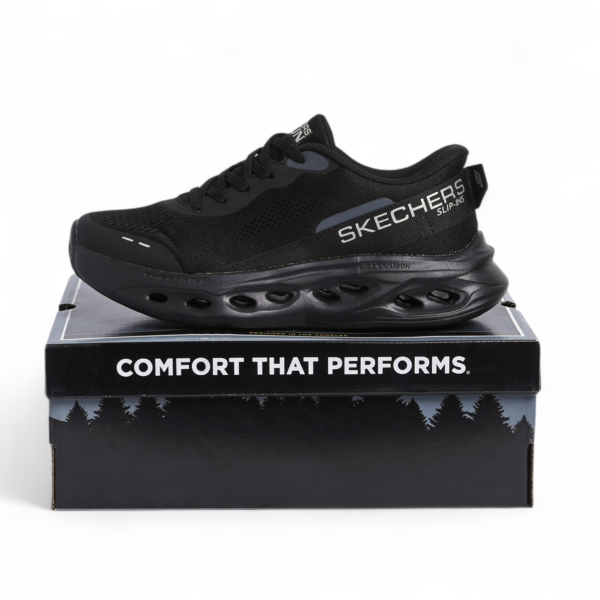Skechers MAX CUSHIONING GLIDE-STEP – Smooth Comfort & Everyday Performance in Black