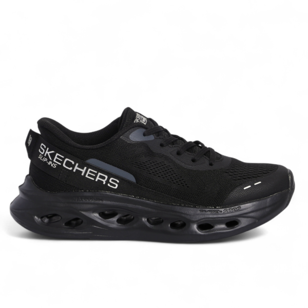 Skechers MAX CUSHIONING GLIDE-STEP – Smooth Comfort & Everyday Performance in Black