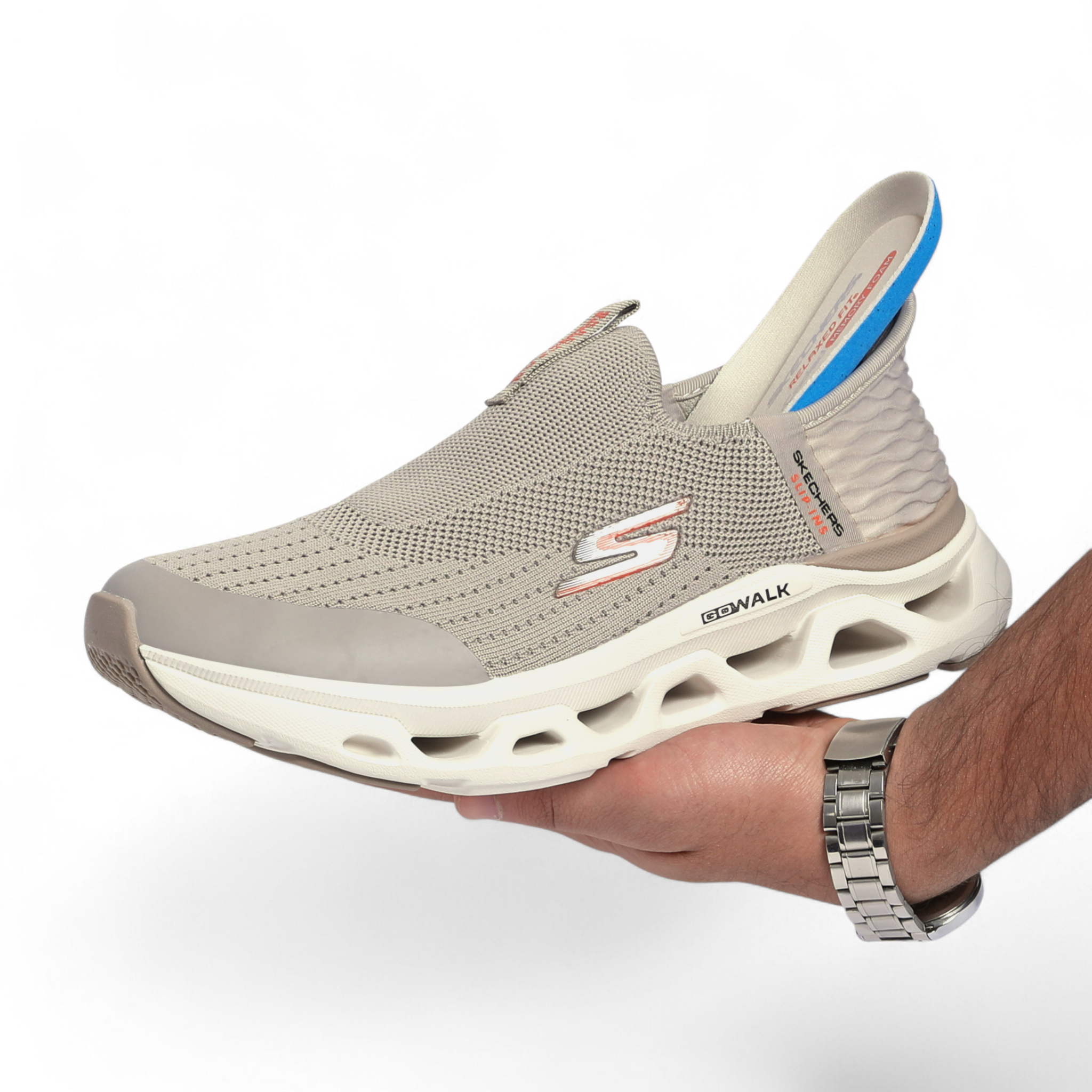 Skechers GO RUN Max Slip‑In – Comfort Meets Performance in Beige - Image 5