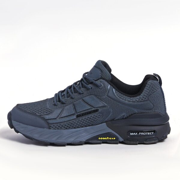 Skechers Max Protect Goodyear Sole in Dark grey
