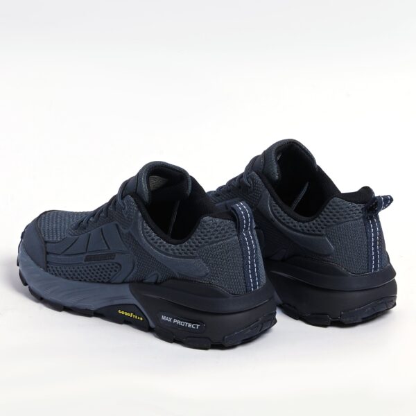 Skechers Max Protect Goodyear Sole in Dark grey