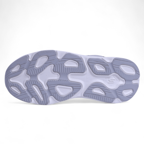 SKECHERS MAX-RUN SLIP-INS –  Comfort & Performance in Grey x Purble