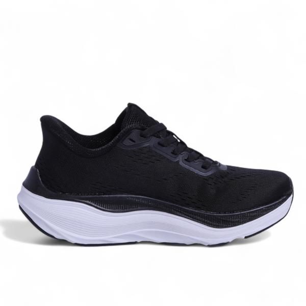 SKECHERS MAX-RUN SLIP-INS – Comfort & Performance in Black