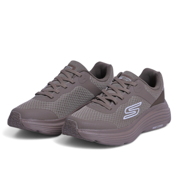 Skechers Max Cushioning Elite – Air-Cooled Goga Mat Comfort in Beige