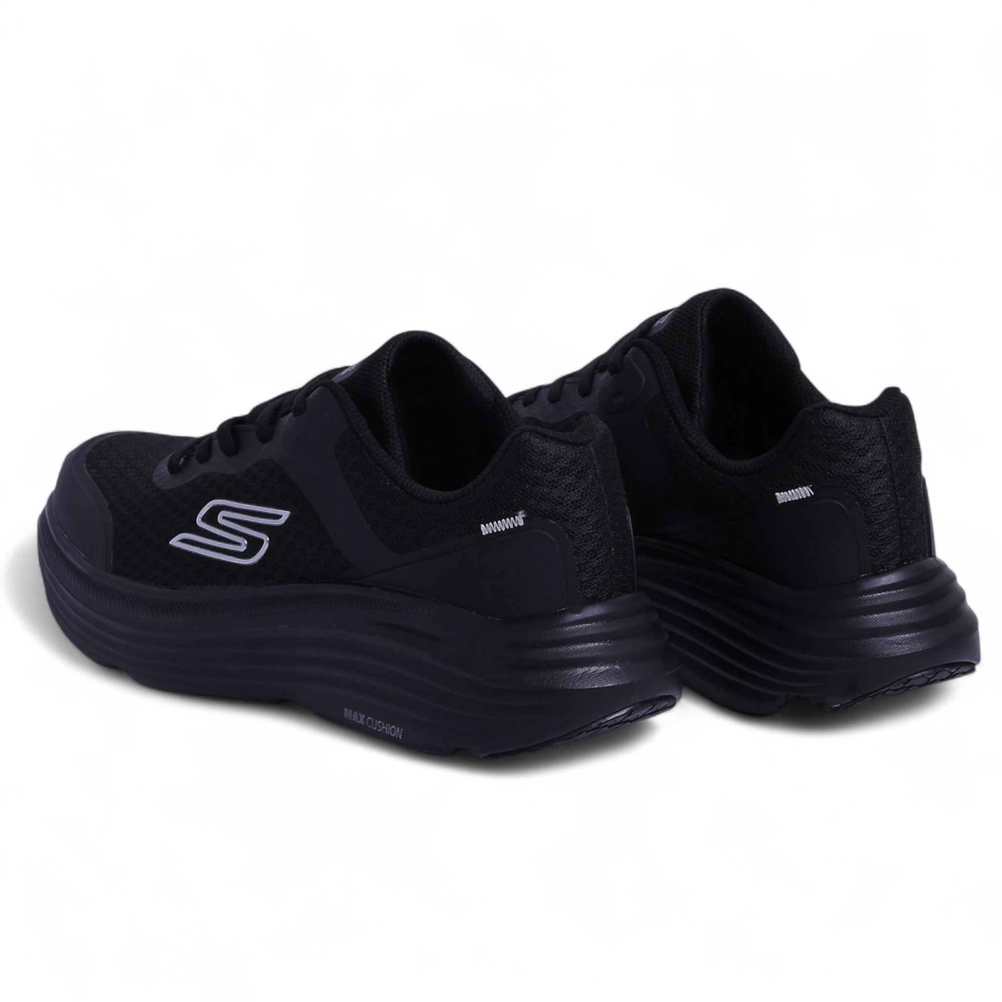 Skechers Max Cushioning Elite – Air-Cooled Goga Mat Comfort in Black - Image 4