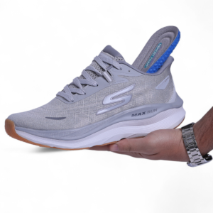 SKECHERS MAX-RUN SLIP-INS –  Comfort & Performance - in Light grey - Image 6