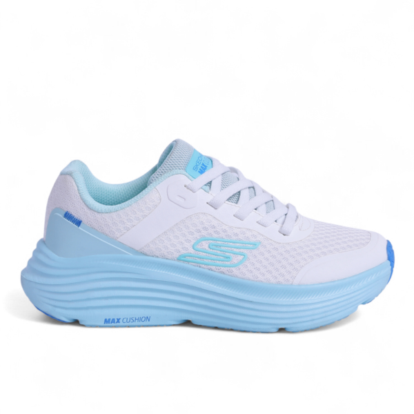 Skechers Max Cushioning Elite – Air-Cooled Goga Mat Comfort in White