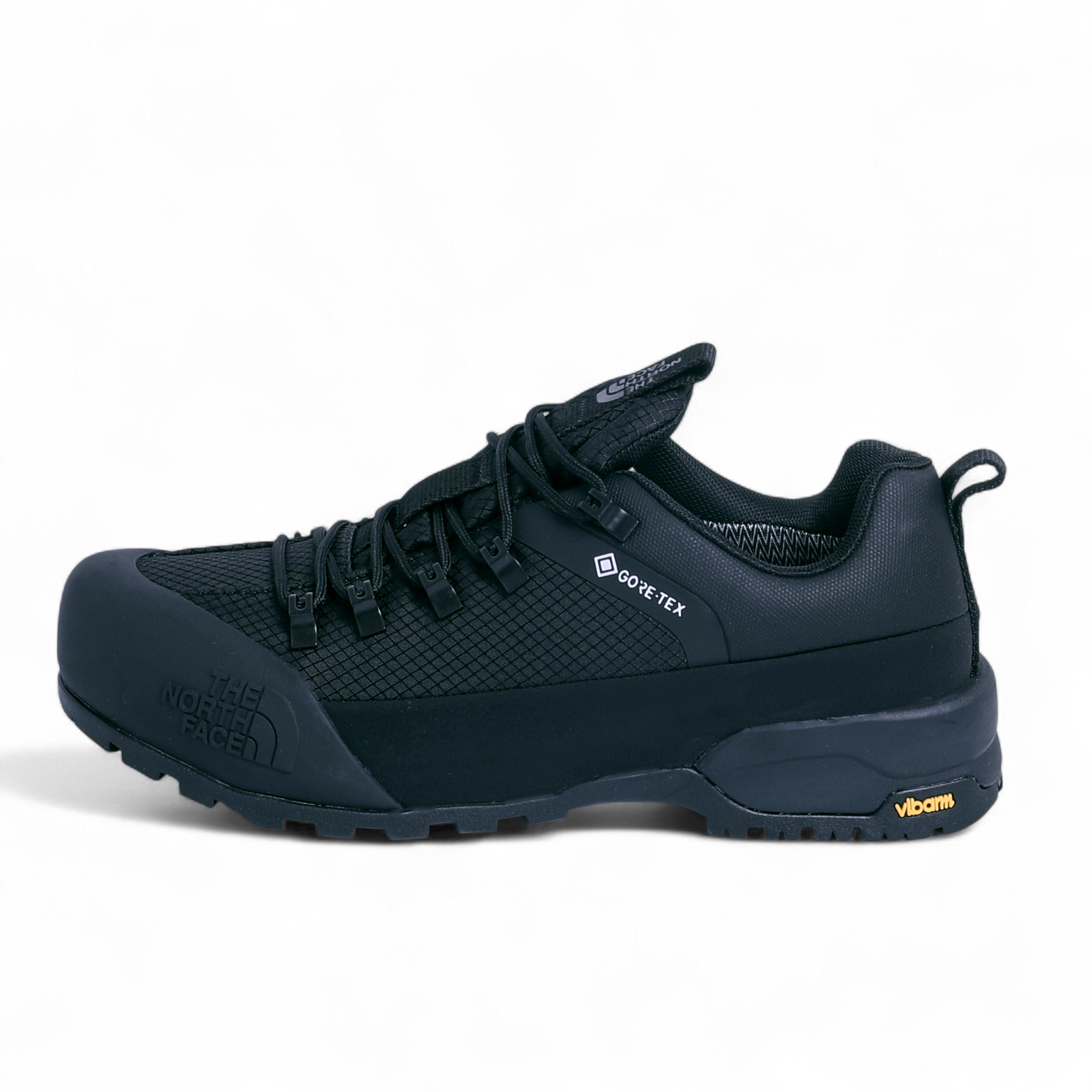The North Face Glenclyffe Low – Lightweight Outdoor Hiking Shoe in Black - Image 1