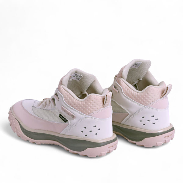 Timberland TimberCush Motion Boots in Beige