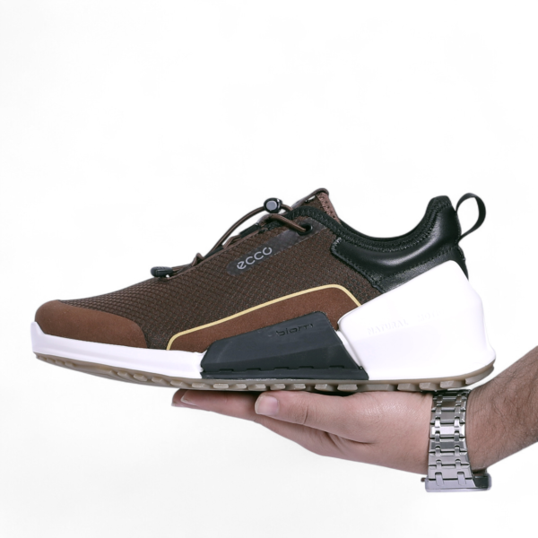 ECCO BIOM 20 M – Men’s Performance Sneaker in Brown