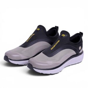 Skechers Ultra Flex Slip-ins in Beige & Black - Image 2
