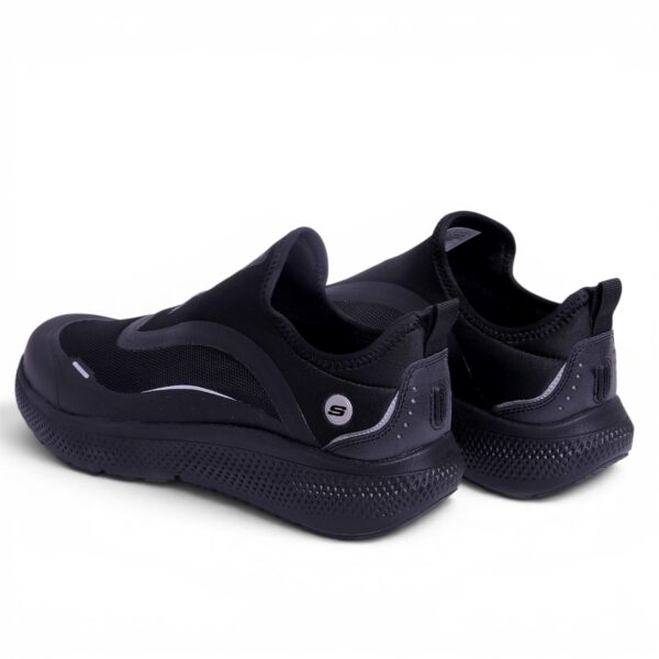 Skechers Ultra Flex Slip-ins in Black