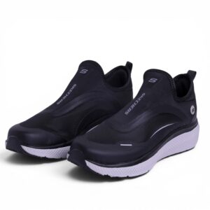 Skechers Ultra Flex Slip-ins in Black & white - Image 2