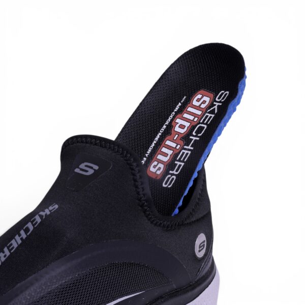Skechers Ultra Flex Slip-ins in Black & white