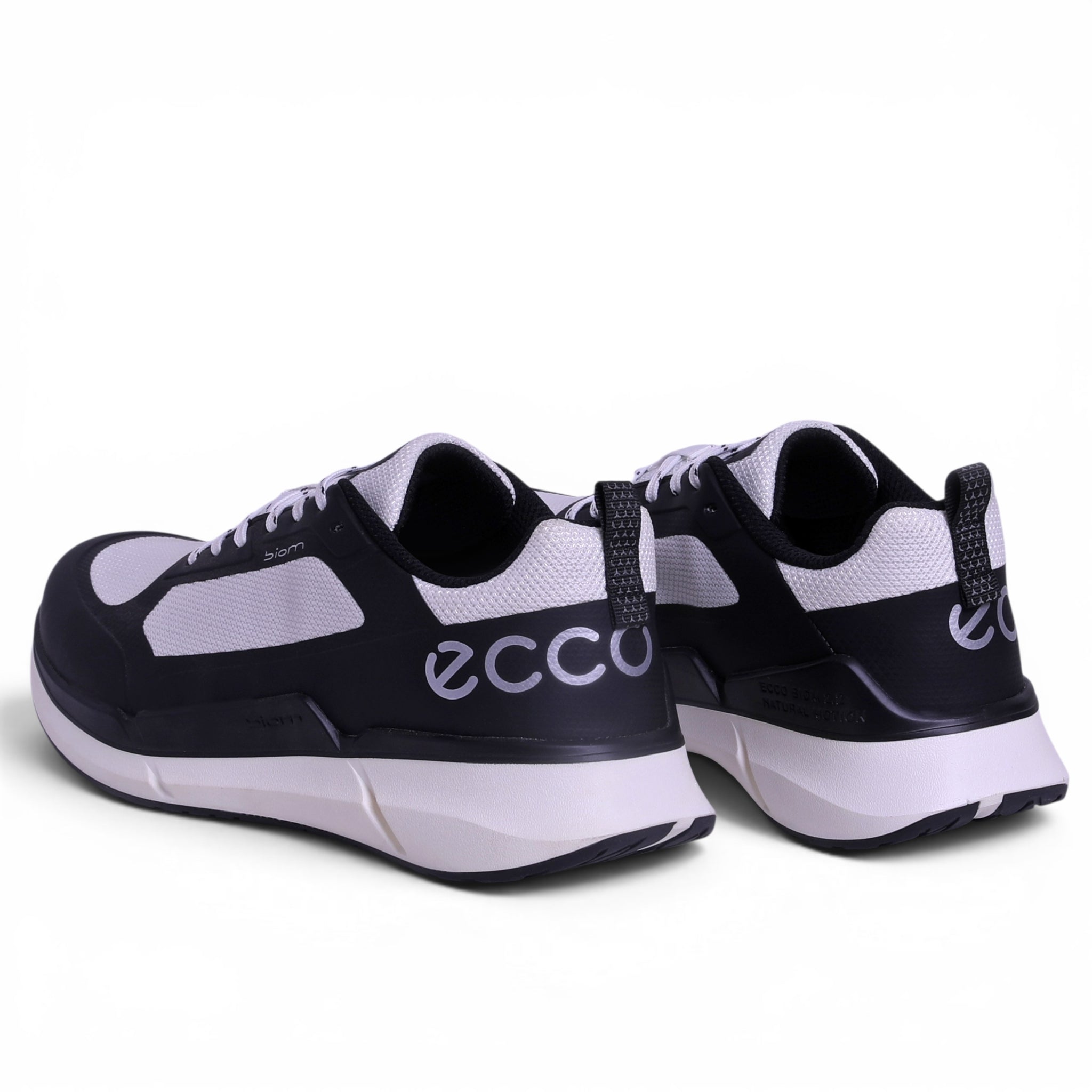ECCO BIOM 2.2 Natural Motion in Black & White - Image 5