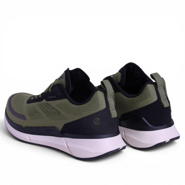 ECCO BIOM 2.2 Natural Motion in Green