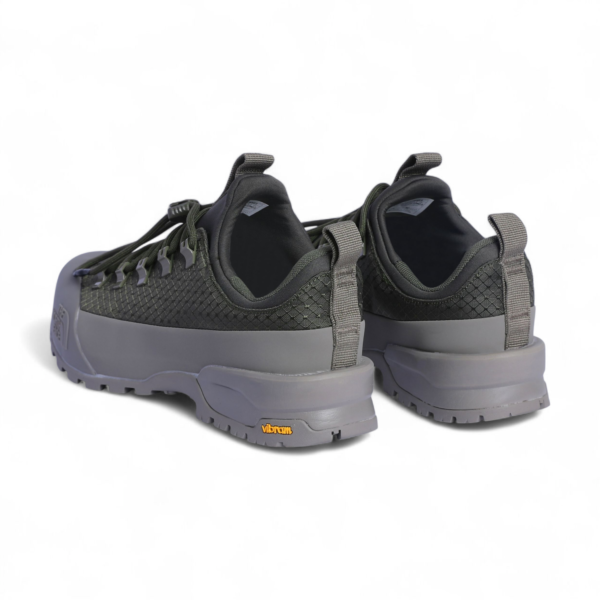 The North Face Glenclyffe Low – Lightweight Outdoor Hiking Shoe in Grey x Green