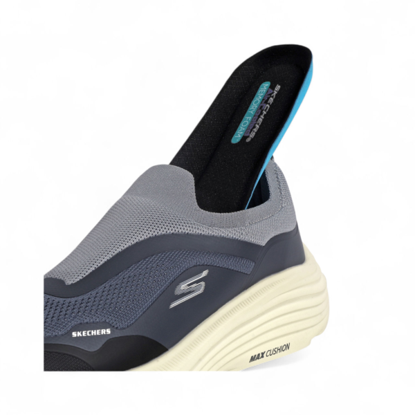Skechers Air-Cooled Goga Mat in Light Grey