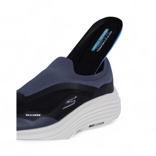 Skechers Air-Cooled Goga Mat in Dark Grey