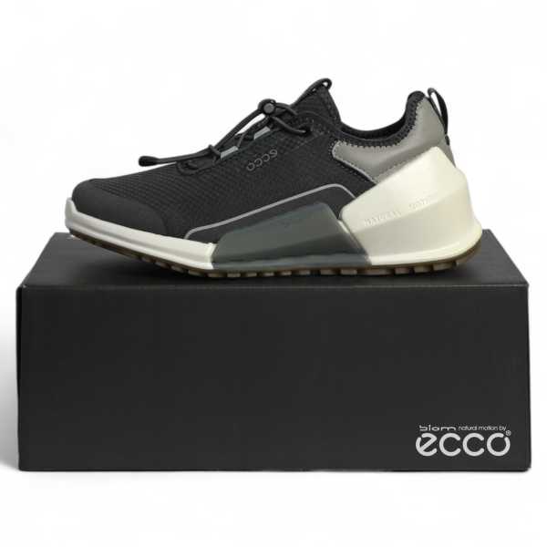 ECCO BIOM 20 M – Men’s Performance Sneaker in Grey
