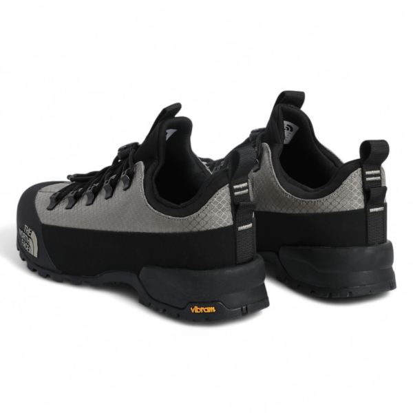 Sneakers The North Face Glenclyffe Low – Lightweight Outdoor Hiking Shoe LW - in Black & Beige