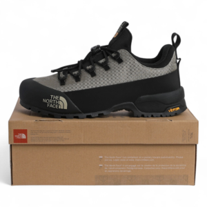 Sneakers The North Face Glenclyffe Low – Lightweight Outdoor Hiking Shoe LW - in Black & Beige - Image 3