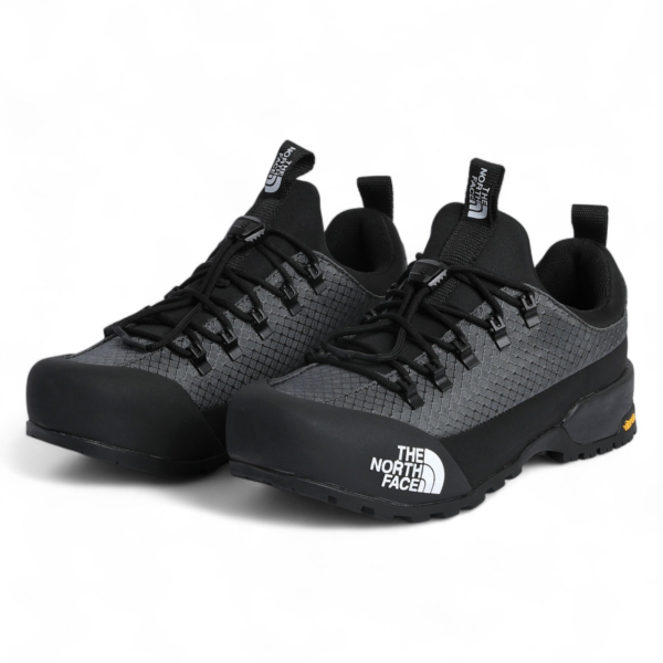 The North Face Glenclyffe Low – Lightweight Outdoor Hiking Shoe LW - in Black & Grey