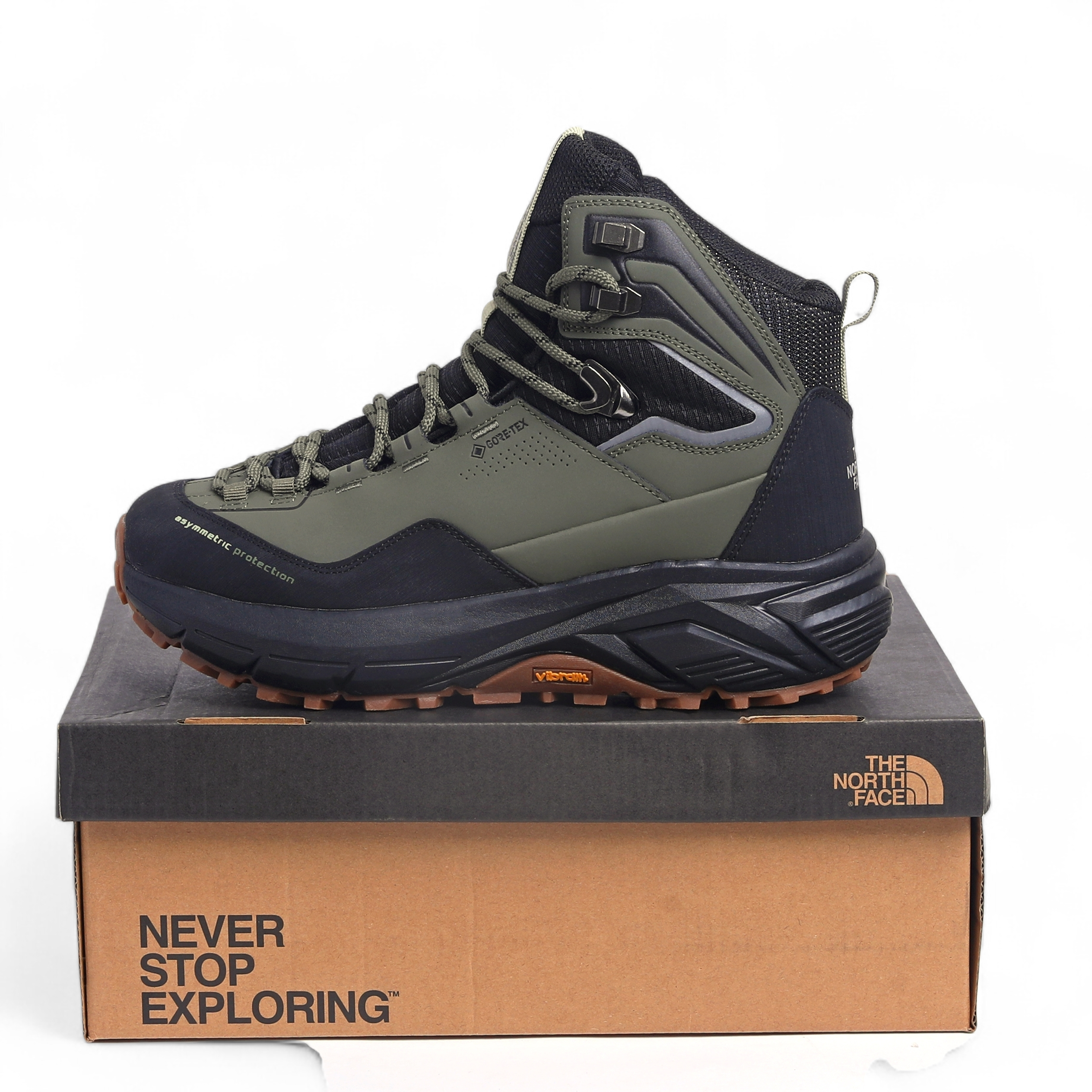 The Noth Face Hiking GTX – Waterproof Protection for Every Trail in Green - Image 7