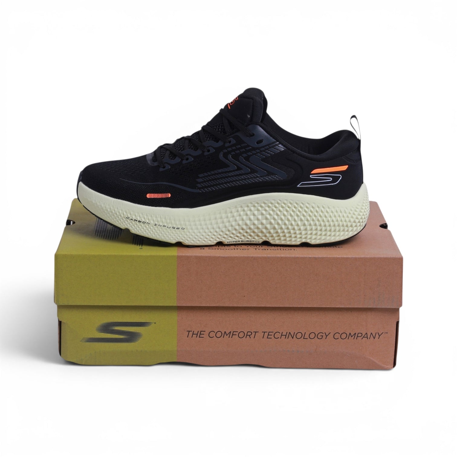 Skechers GO RUN Max Road 6 – in Black - Image 3