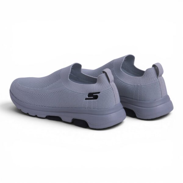 Skechers GO WALK Slip-On Knit – in Grey