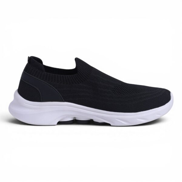WALK Comfort – Lightweight Walking Shoes with All-Day Support – in Black