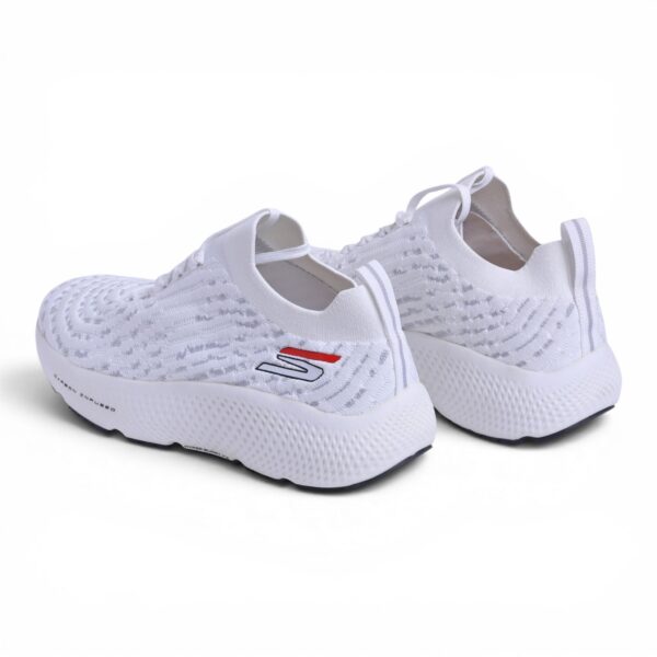 Skechers GO RUN Carbon Infused – in White
