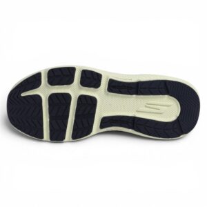 Skechers GO RUN Carbon Infused – in Black - Image 6