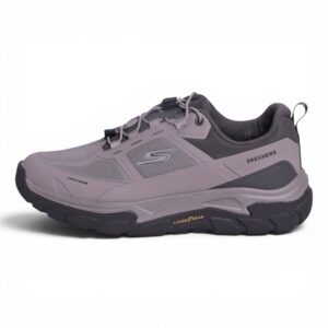 Skechers Escape Plan 2.0 Goodyear - in Beige