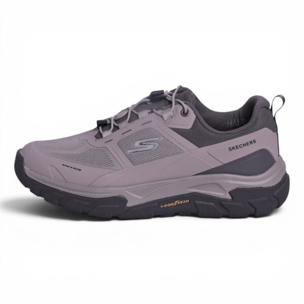 Skechers Escape Plan 2.0 Goodyear - in Beige