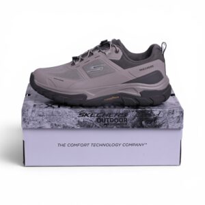 Skechers Escape Plan 2.0 Goodyear - in Beige - Image 3