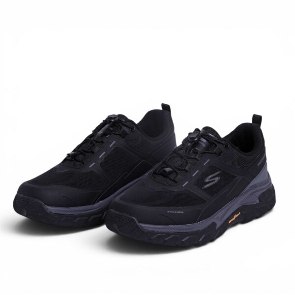 Skechers Escape Plan 2.0 Goodyear - in Black